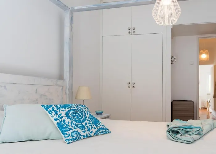 Flat With A Garden In Belem