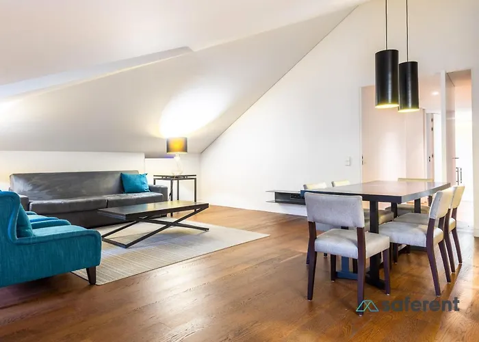 Exclusive Top Floor 2Bd By The Timeout Market