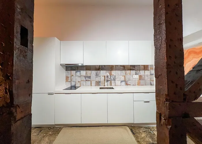 Fullest Apartments