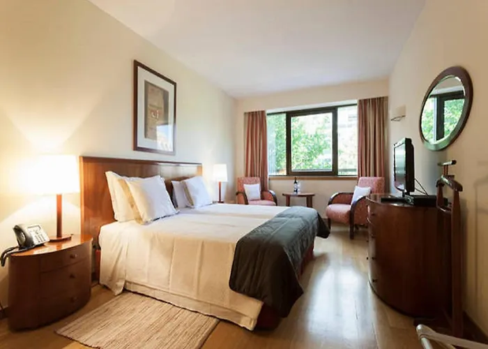 Stay In The Heart Of Lisbon-Altis Suites Hotel