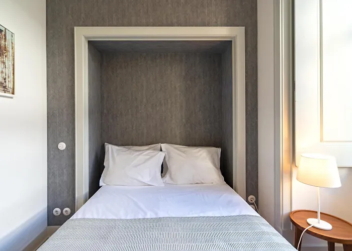 Bacalhoeiros 99 - Beautiful And Bright Apartment @ Baixa, Chiado