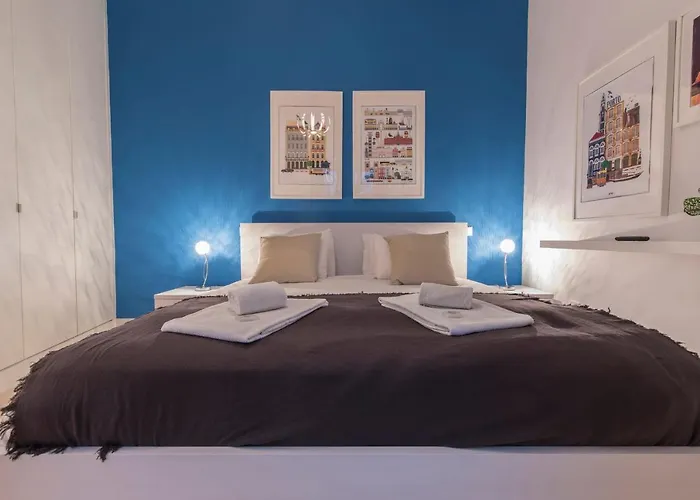 Lovelystay - 3 Bedroom Downtown Wonderwall