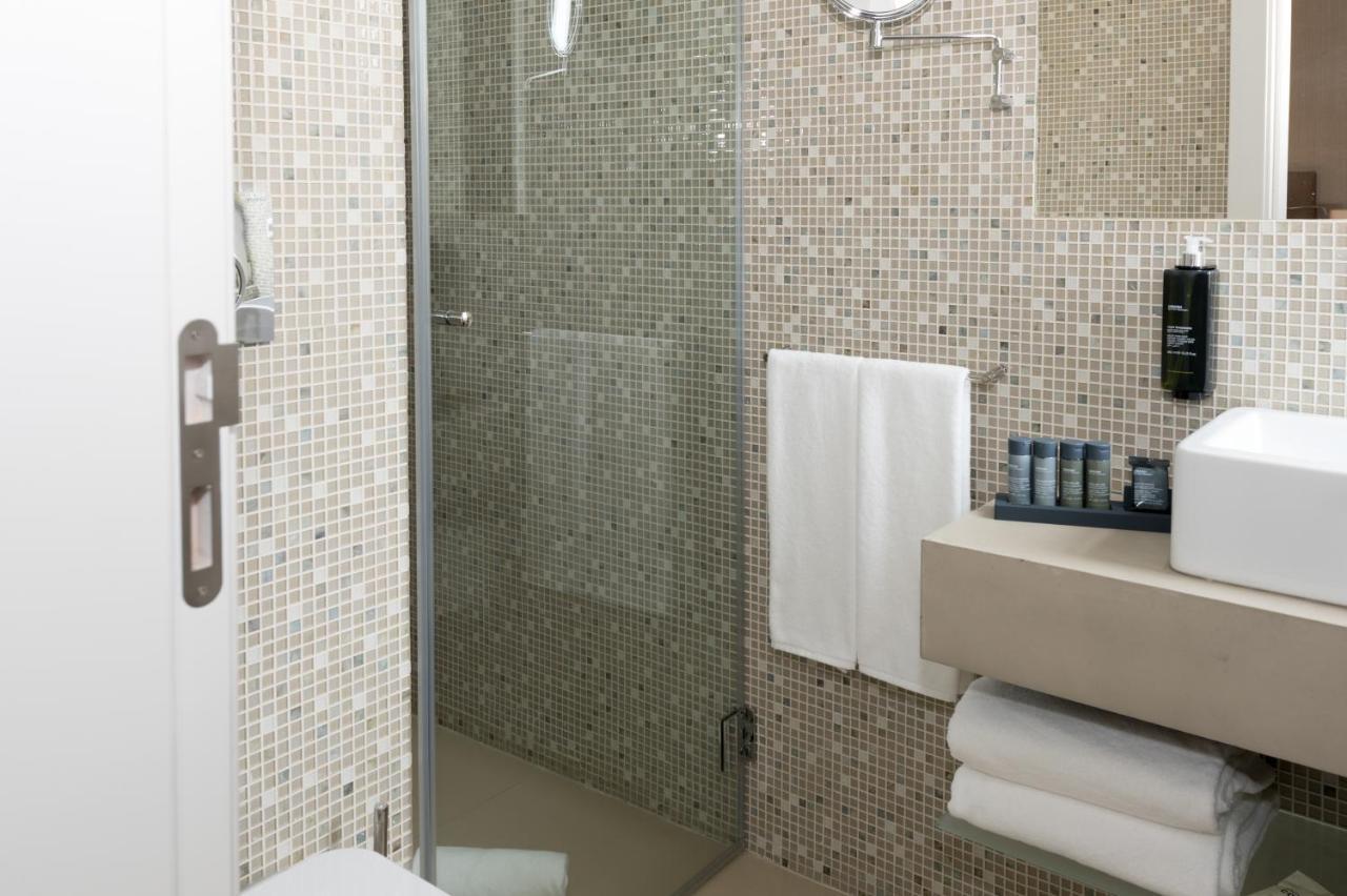 The Leaf Boutique - Adults Only Hotel