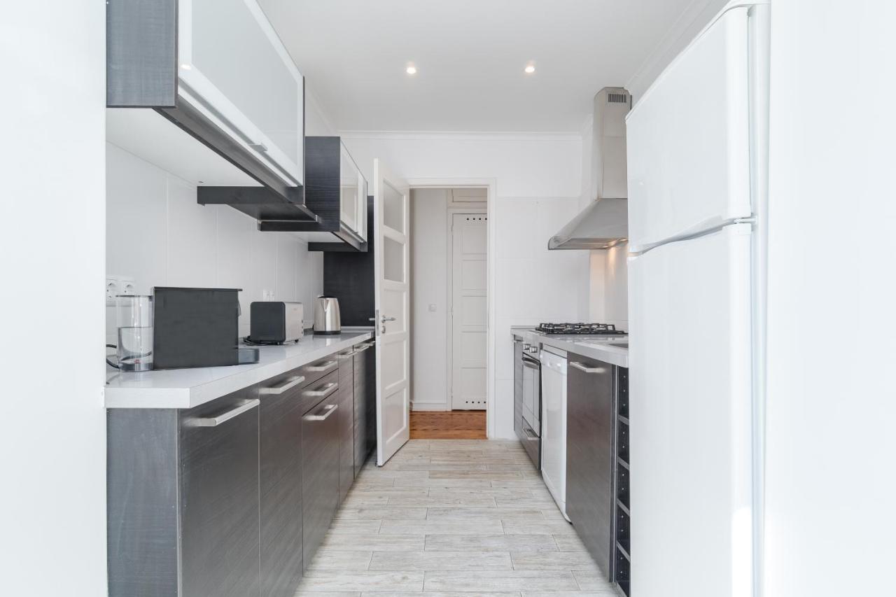 Casa Boma - Sophisticated With Large Private Terrace - Campolide I Apartamento