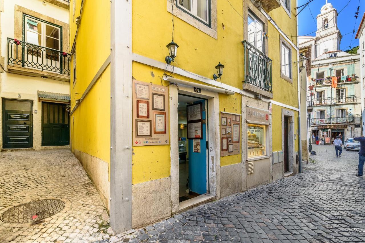 Apartment Joivy Cosy 1-bed Flat With Seaview In Alfama Lisbon