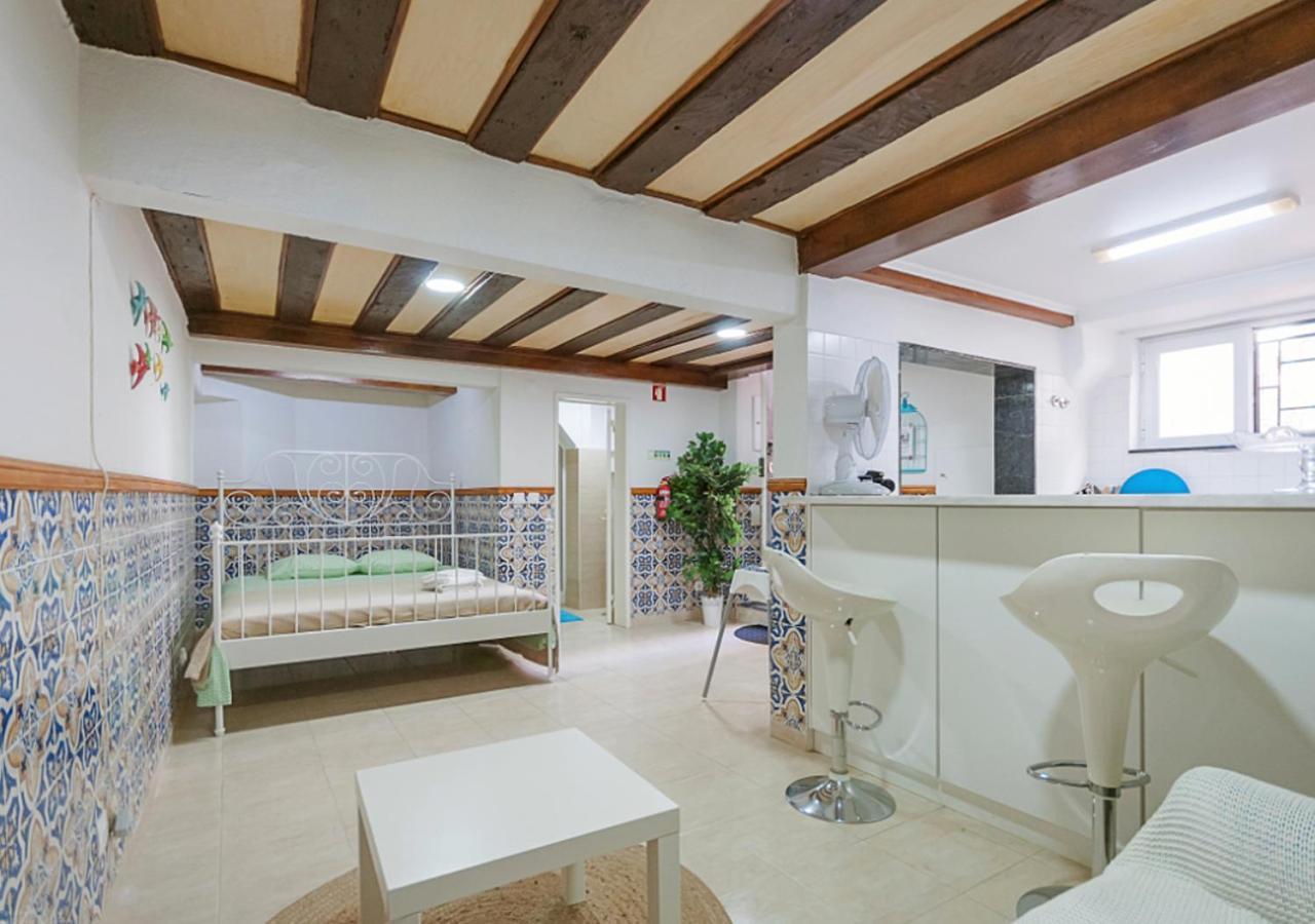 Apartamento Beco Do Melo, A Traditional Building In Alfama Lisboa