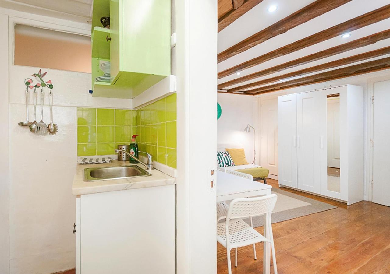 Apartamento Beco Do Melo, A Traditional Building In Alfama Lisboa