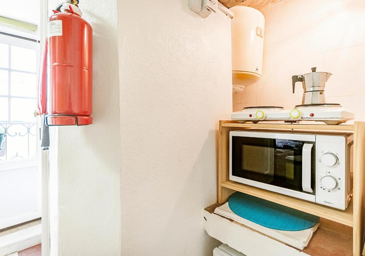 Apartamento Beco Do Melo, A Traditional Building In Alfama