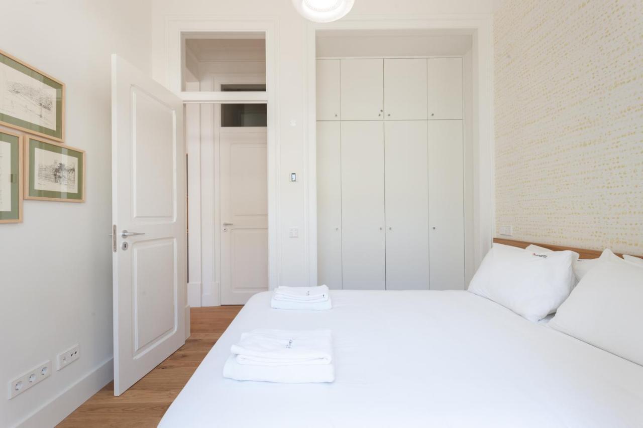 Flh Restauradores Bright Flat