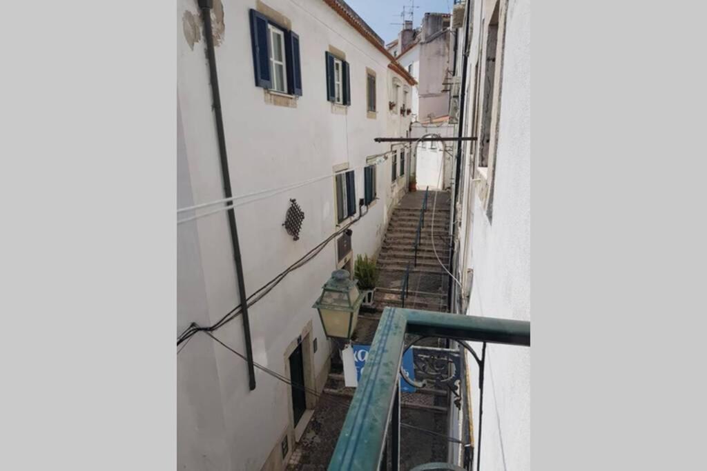 Inloveapartments - Typical Alfama Balcony * Lisboa