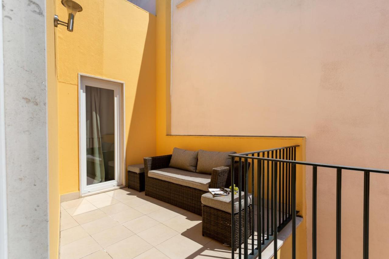 Principe Real, Hidden Terrace, Views By Courtesy Morning * Lisboa