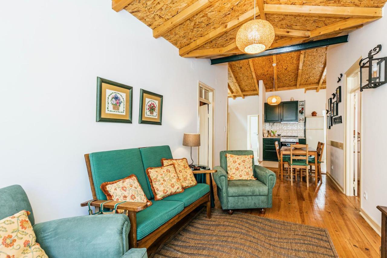 Moderno Em Bairro Típico Lisboeta Apartamento Lisboa