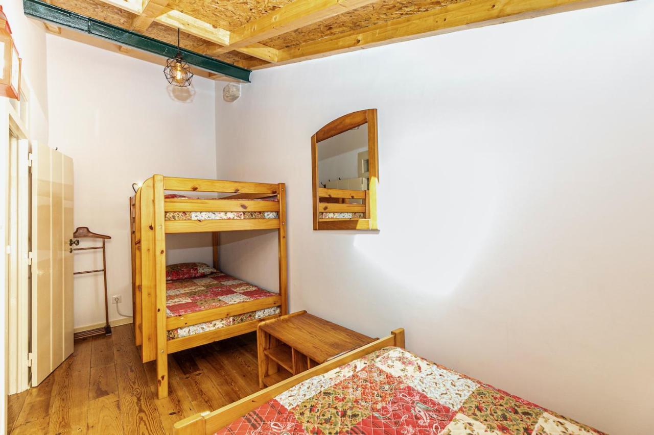 Apartamento Moderno Em Bairro Típico Lisboeta