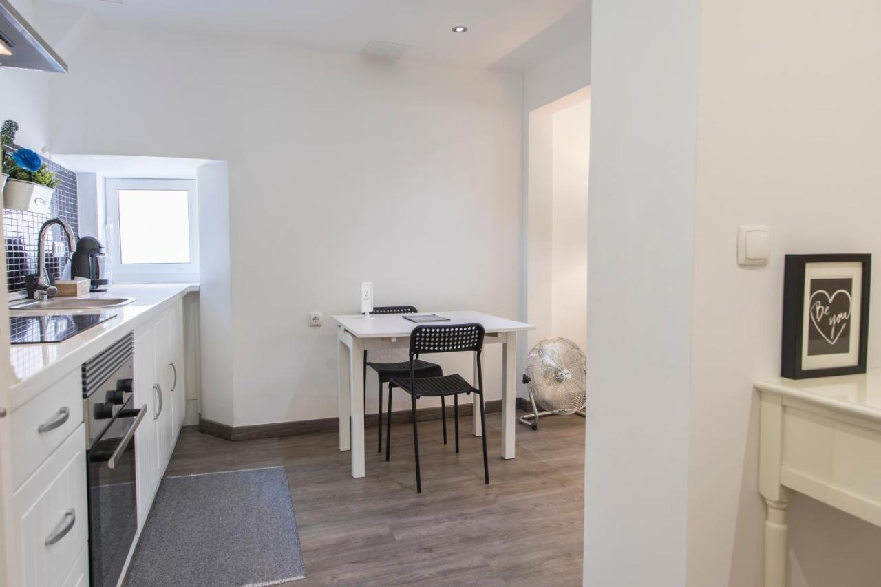 Apartamento Alfama Typical Beco Da Adica *