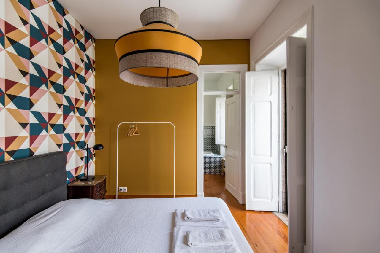 Lost :: Avenida House