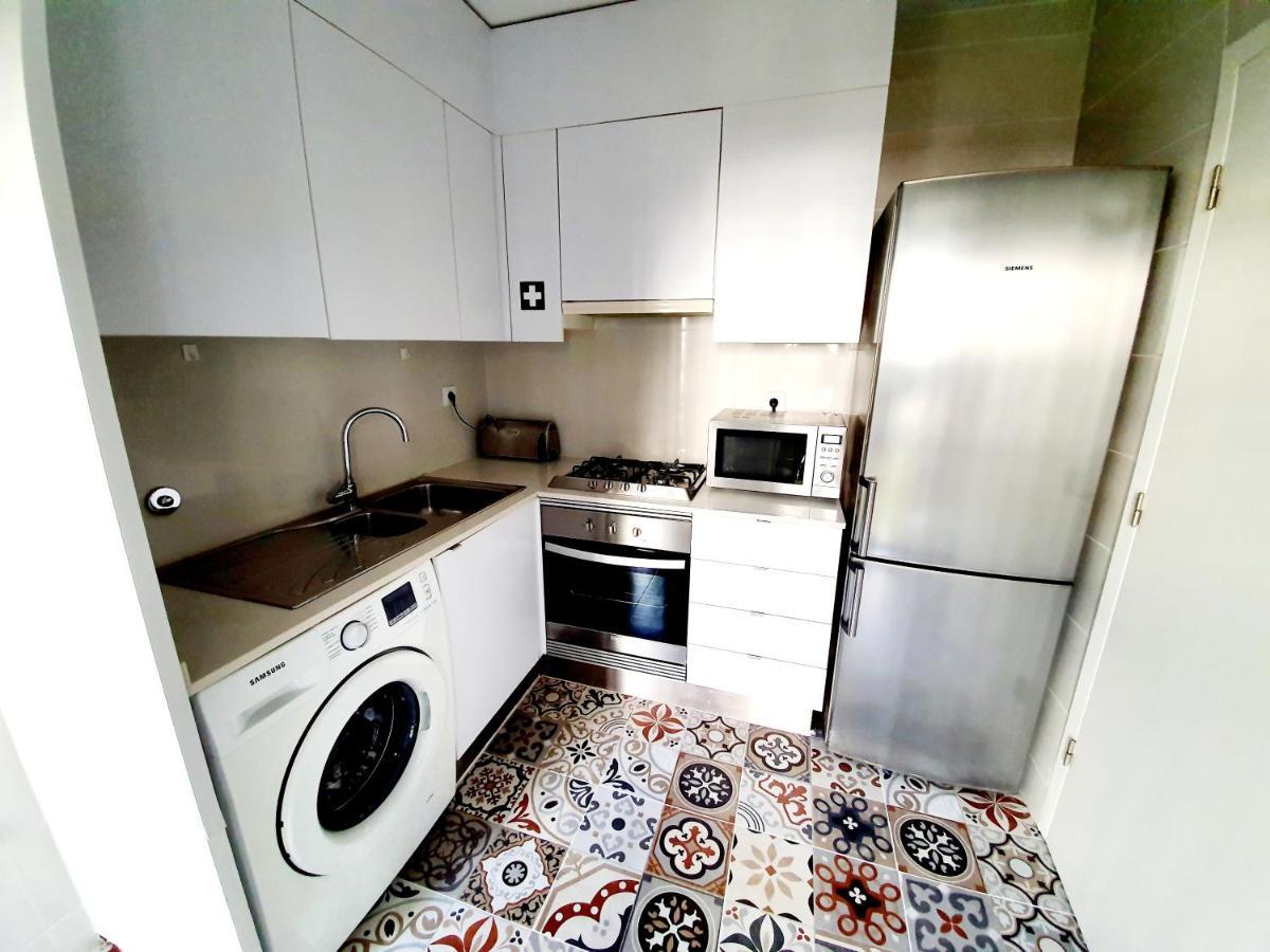 Center Of - Apartment *
