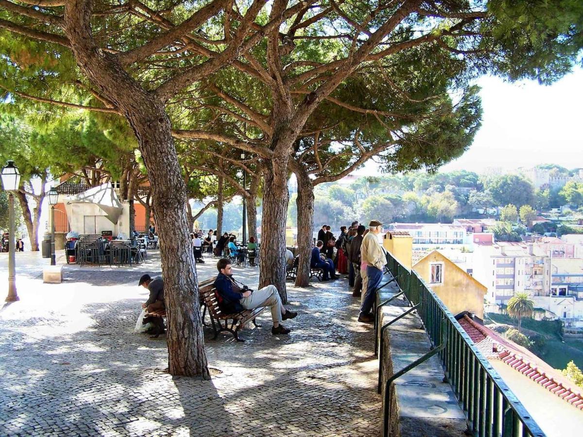 Comfortable With Balcony And Sea View In 50 M² Apartamento