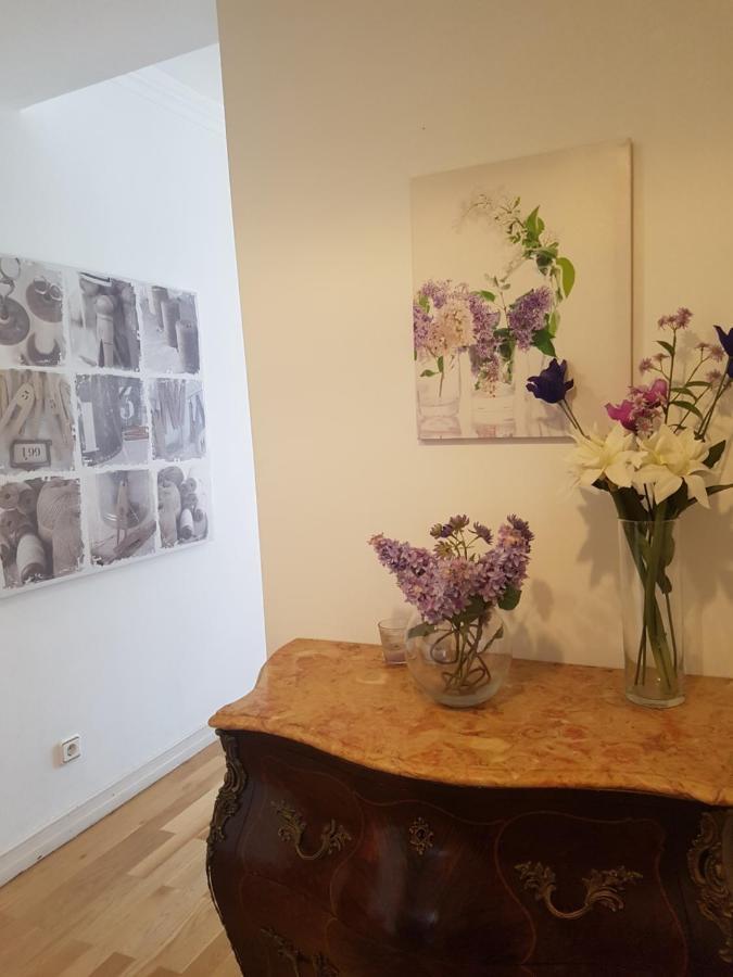 Espacoso Apartamento Junto Ao Metro Apartamento Lisboa