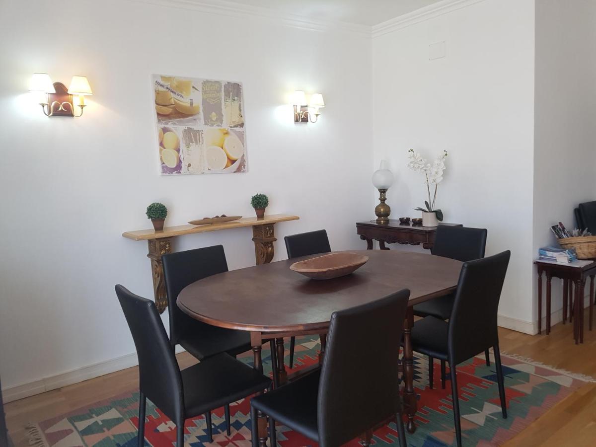Apartamento Espacoso Apartamento Junto Ao Metro *