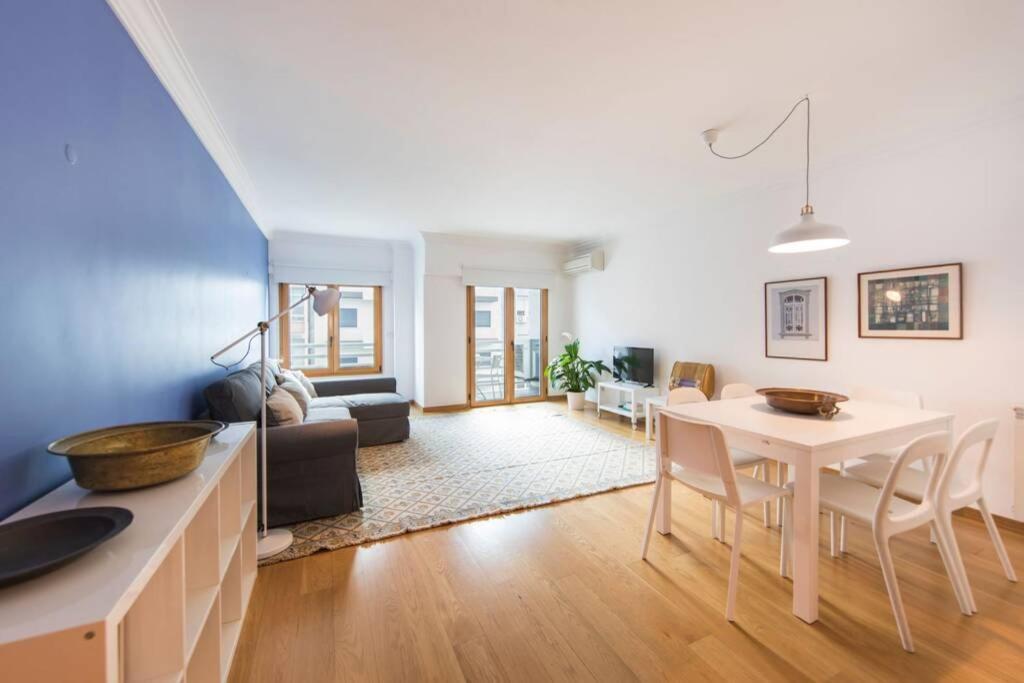 2 Bedroom With Garage Family Wonder Apartamento Lisboa