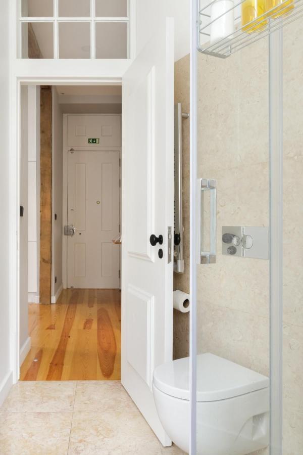 Apartamento Update Urban Chic Flat In 19th Century Building 2 Bedrooms & 2 Bathrooms & Ac Alfama District