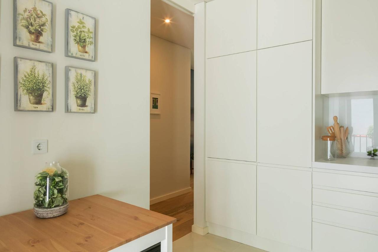 2bdr With Balcony By Lovelystay Apartamento *