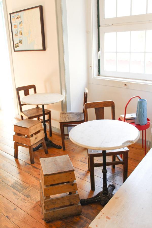 Albergue Alface Hall & Bar