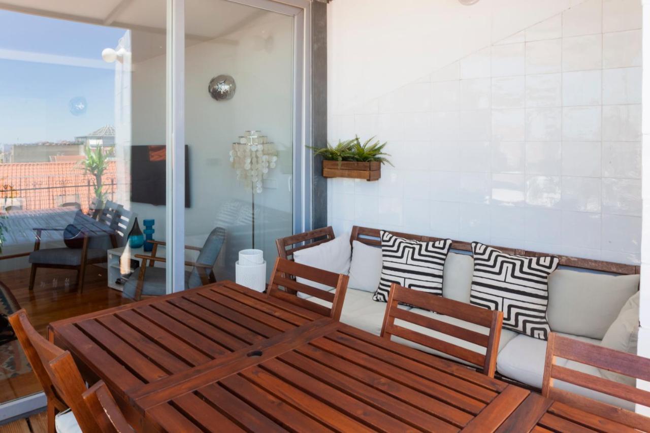 Apartamento Amazing Rooftop Terrace With River And Historic View 4 Bedrooms 4 Bathrooms Ac 19th Century Building Chiado