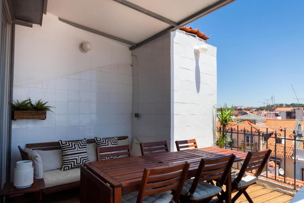Apartamento Amazing Rooftop Terrace With River And Historic View 4 Bedrooms 4 Bathrooms Ac 19th Century Building Chiado