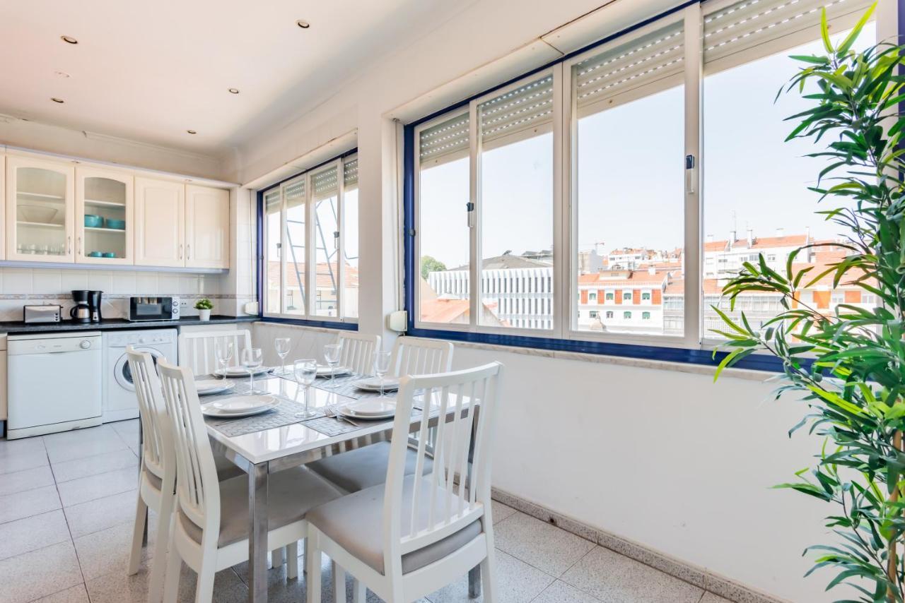 Almirante With 3 Bedrooms Lisboa