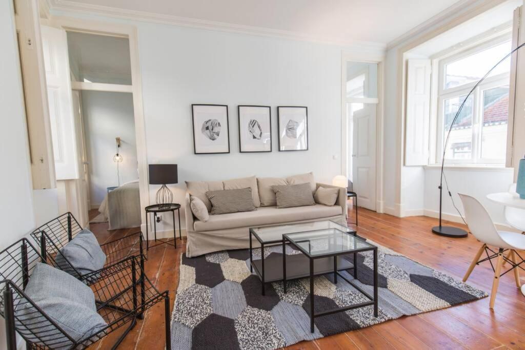 135 C - Quiet Charming Flat In Historic Alfama Near Baixa Lisboa