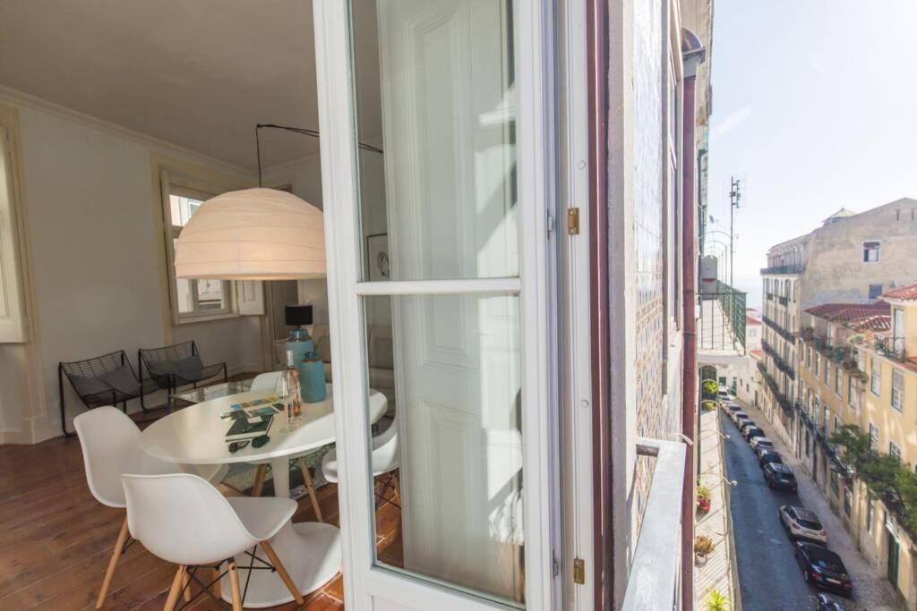 135 C - Quiet Charming Flat In Historic Alfama Near Baixa Apartamento Lisboa