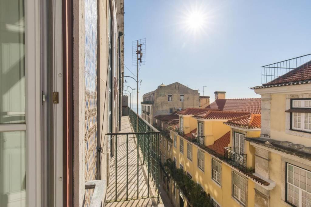 135 C - Quiet Charming Flat In Historic Alfama Near Baixa * Lisboa