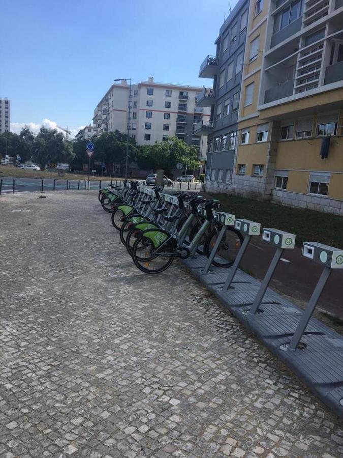 Near The Airport Lisboa