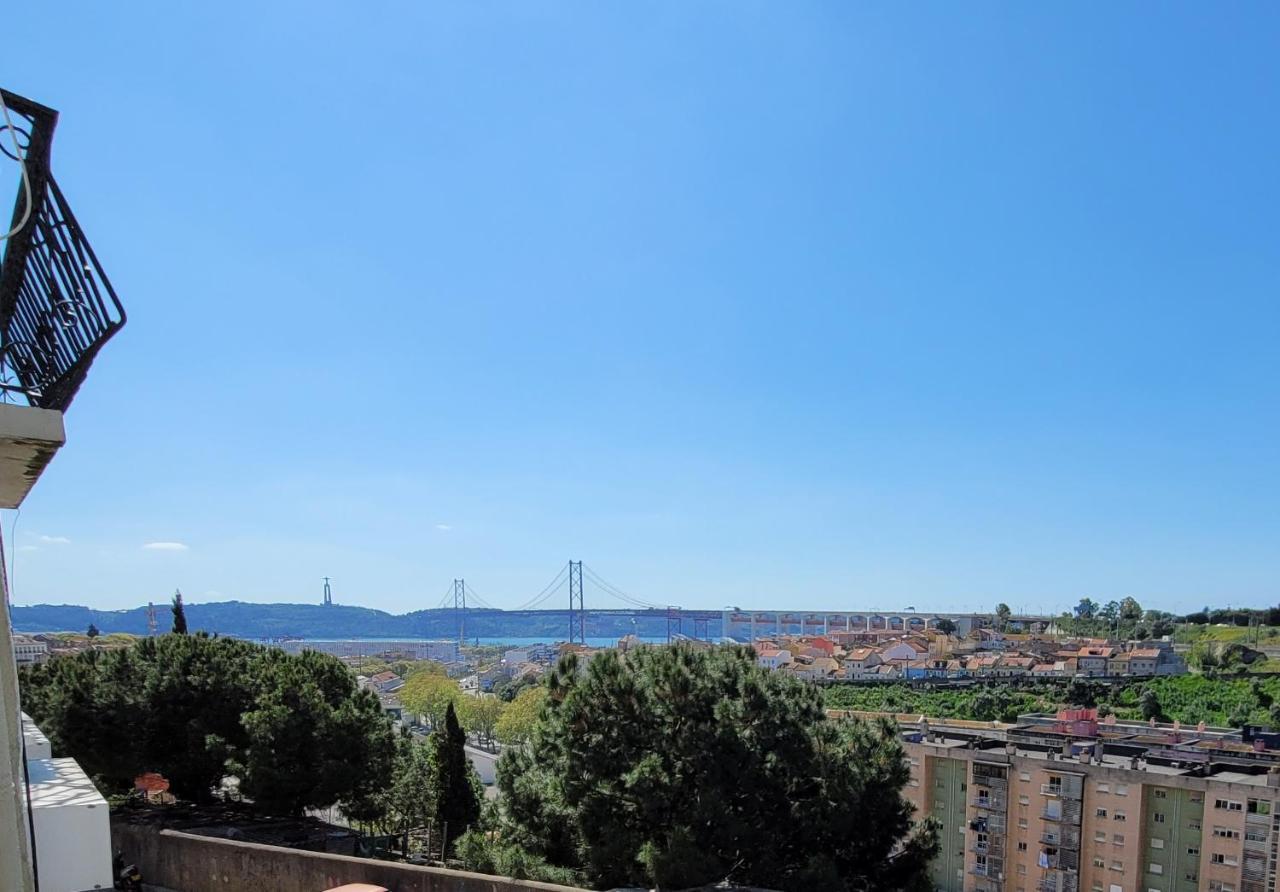 Apartamento Prazeres Pool Lisboa