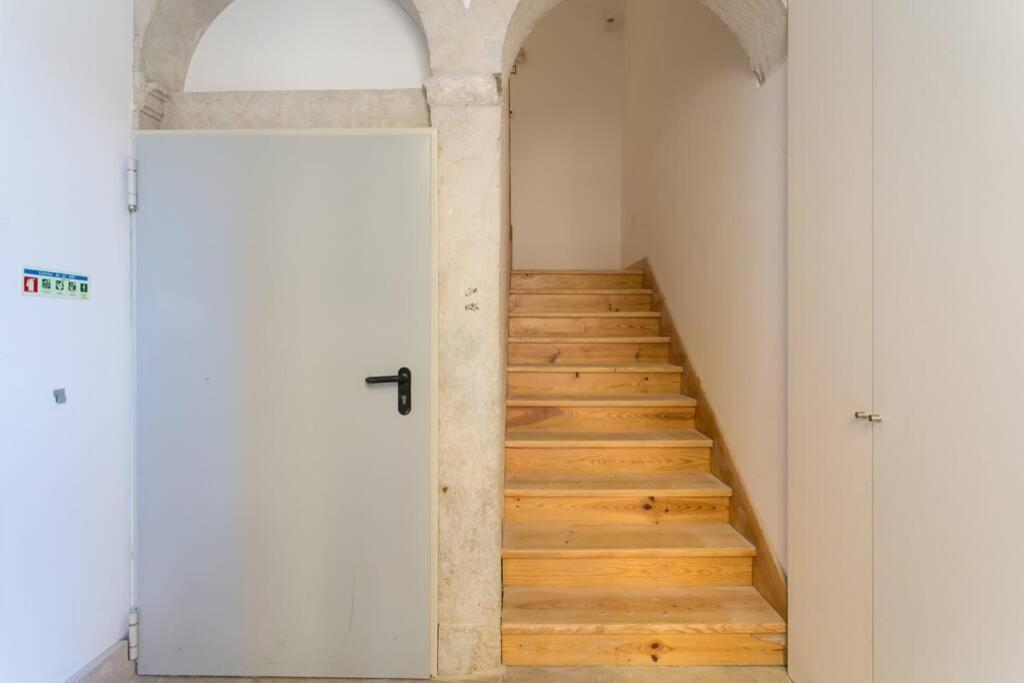 Apartamento Jp39 - Baixa 18th Century Tiles With 2 Bdr!