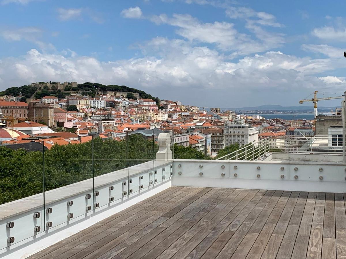 New!! Luxury Avenida Da Liberdade Flat- With Rooftop And Pool * Lisboa
