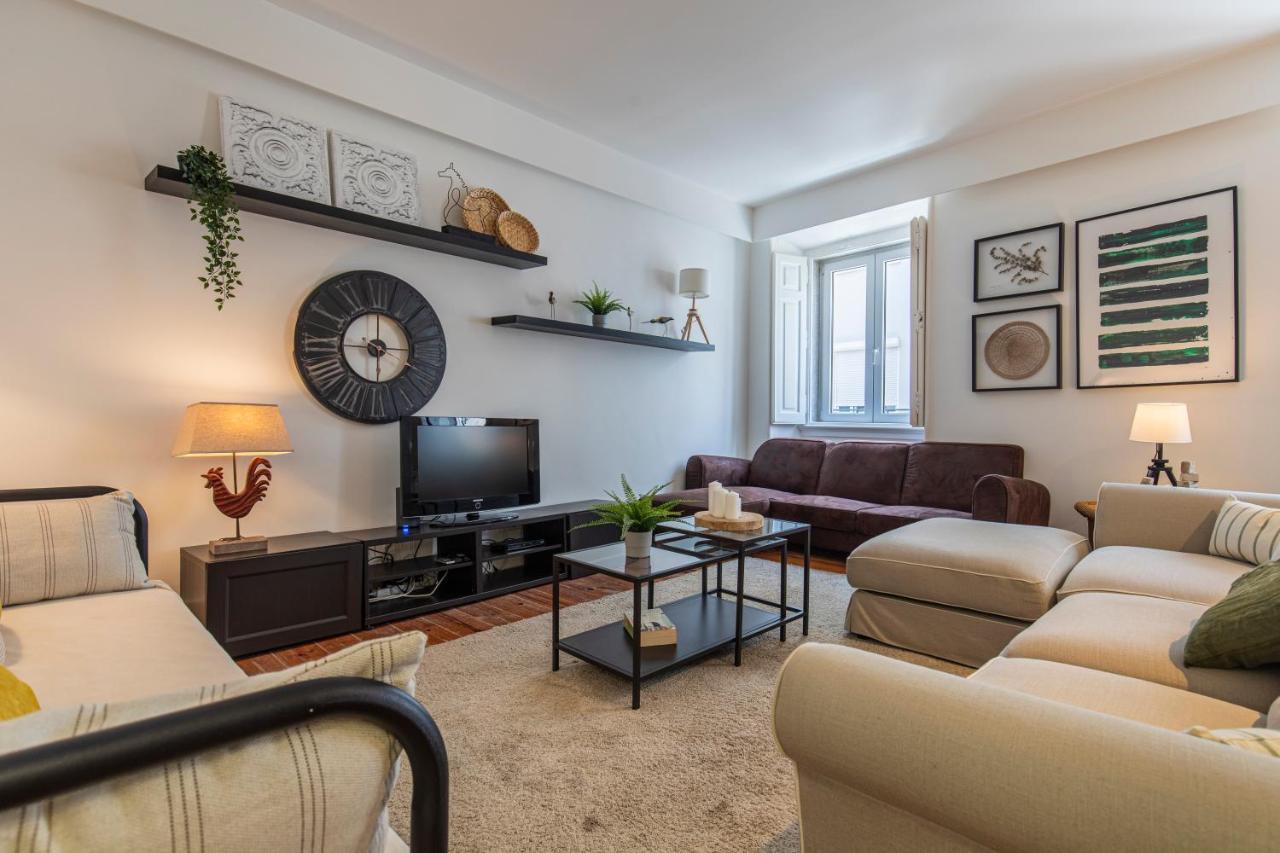 Apartment 32 -lovely 2 Bedroom In Principe Real Lisbon