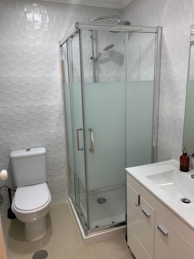 Spacious 1 Bedroom With A Parking Spot In Chiado Apartamento *