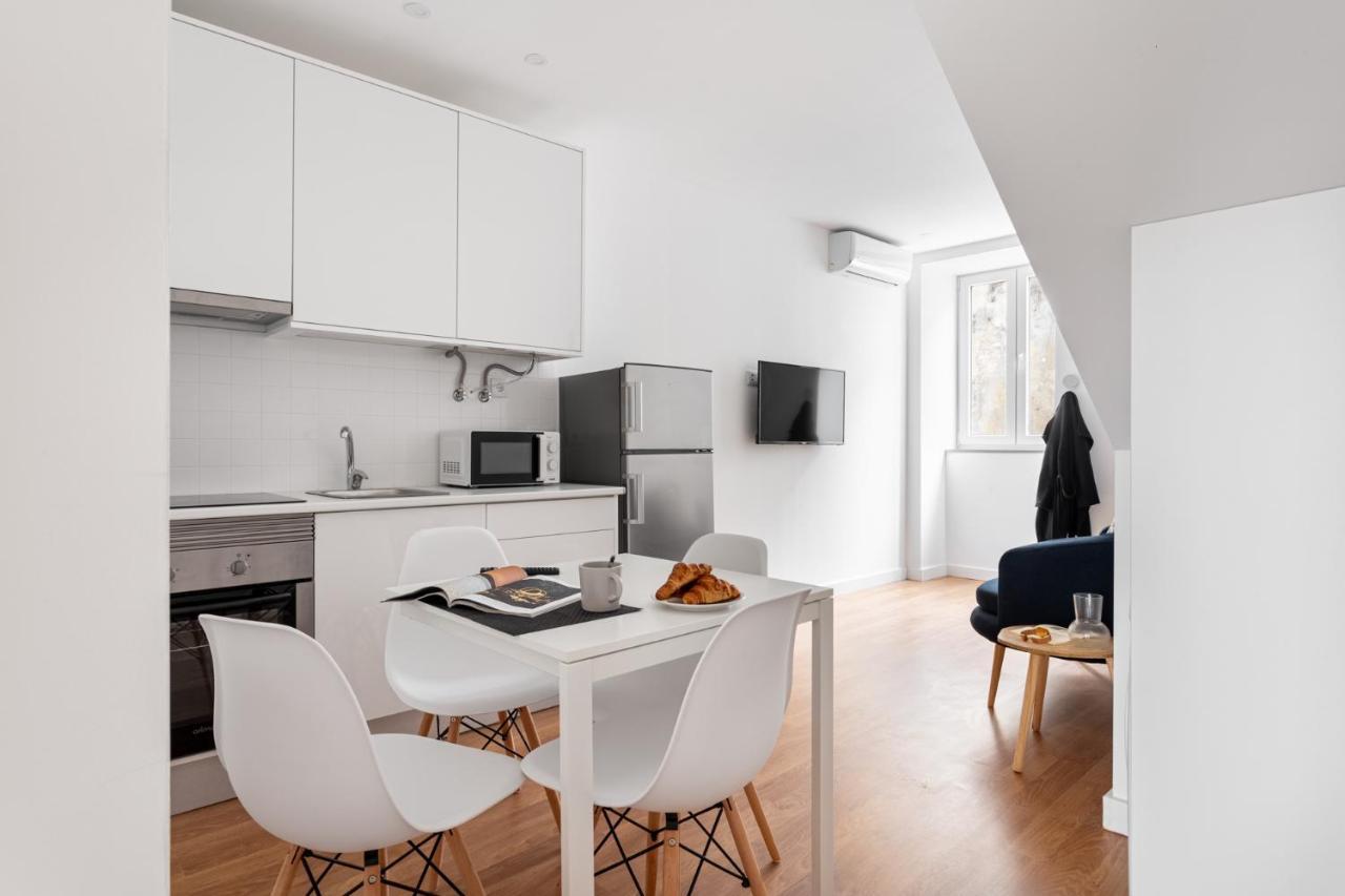 Altido Brand New Elegant With Terraces In Ajuda Apartamento *