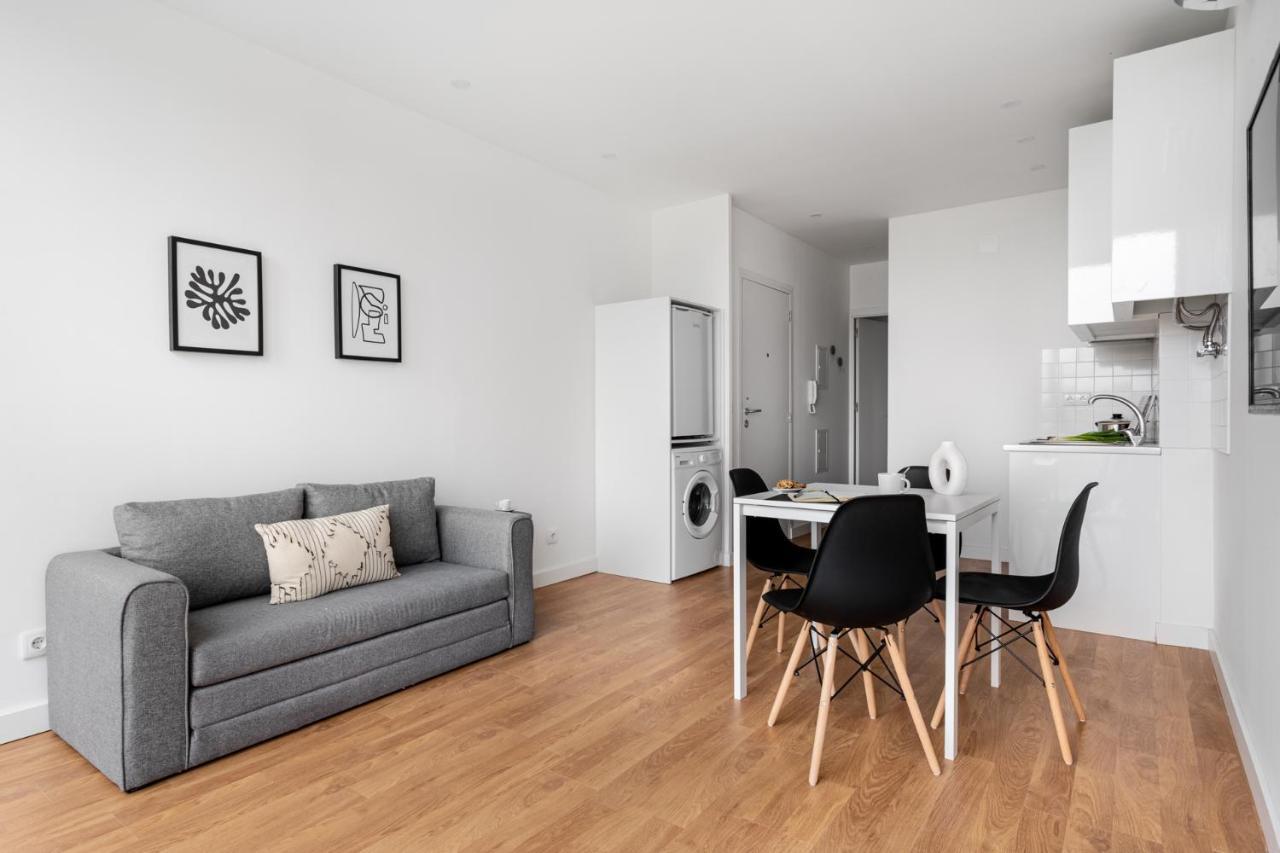 Altido Brand New Elegant With Terraces In Ajuda Lisboa