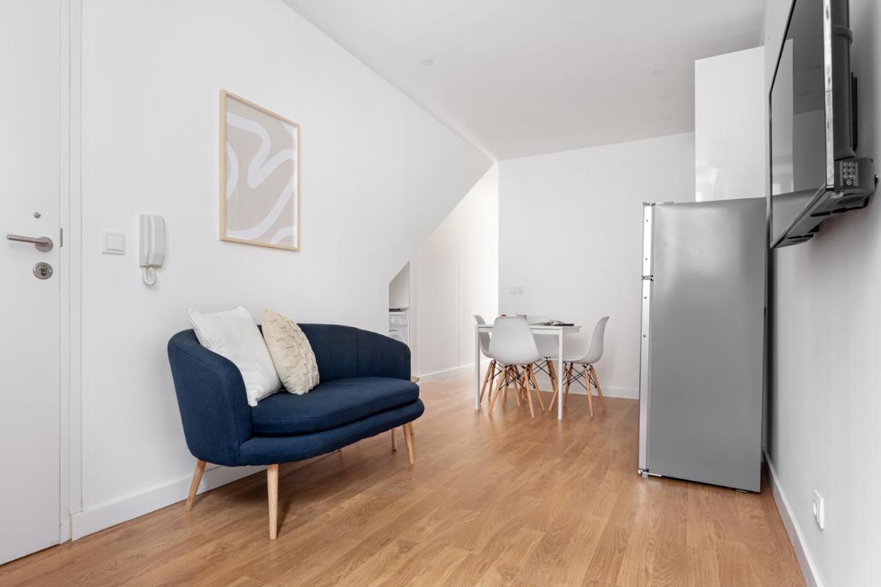 Altido Brand New Elegant With Terraces In Ajuda Apartamento