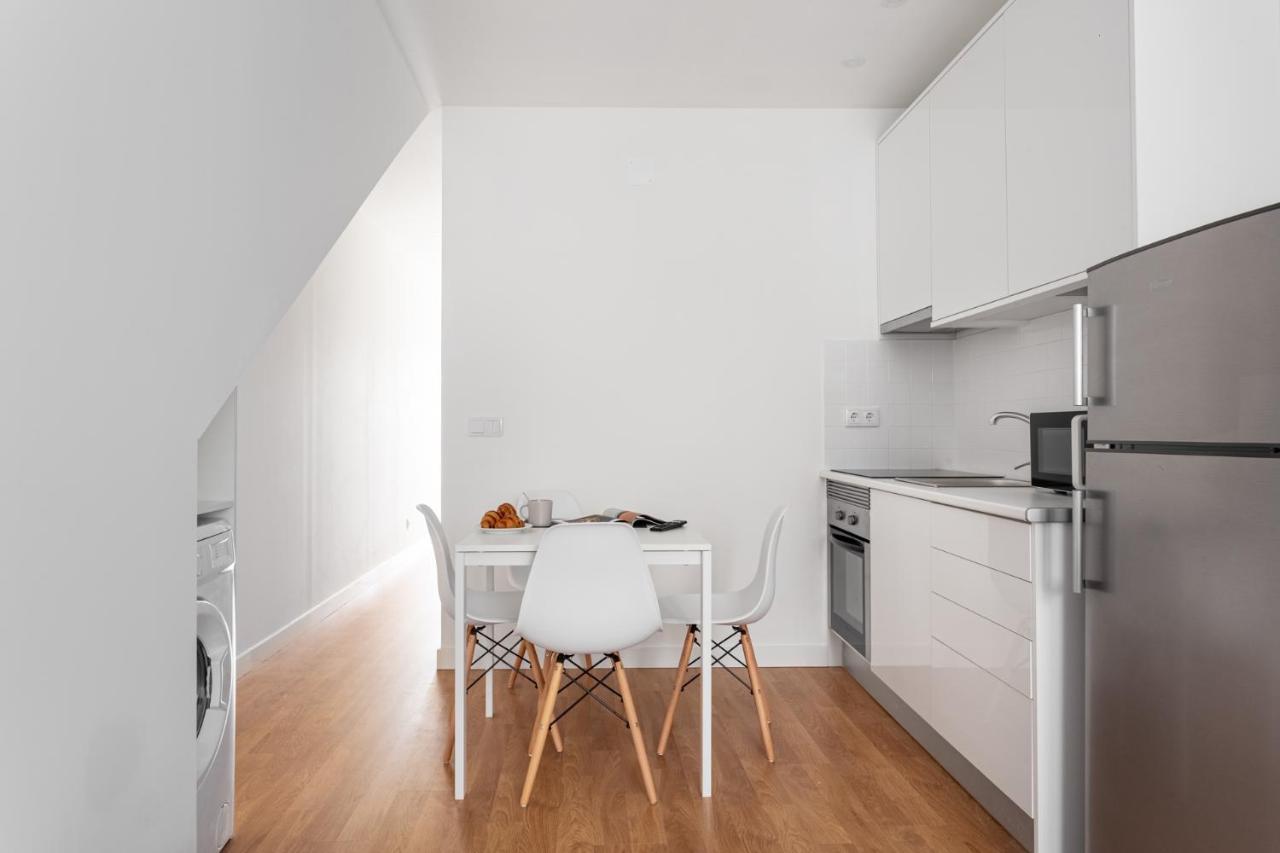 Altido Brand New Elegant With Terraces In Ajuda Apartamento *