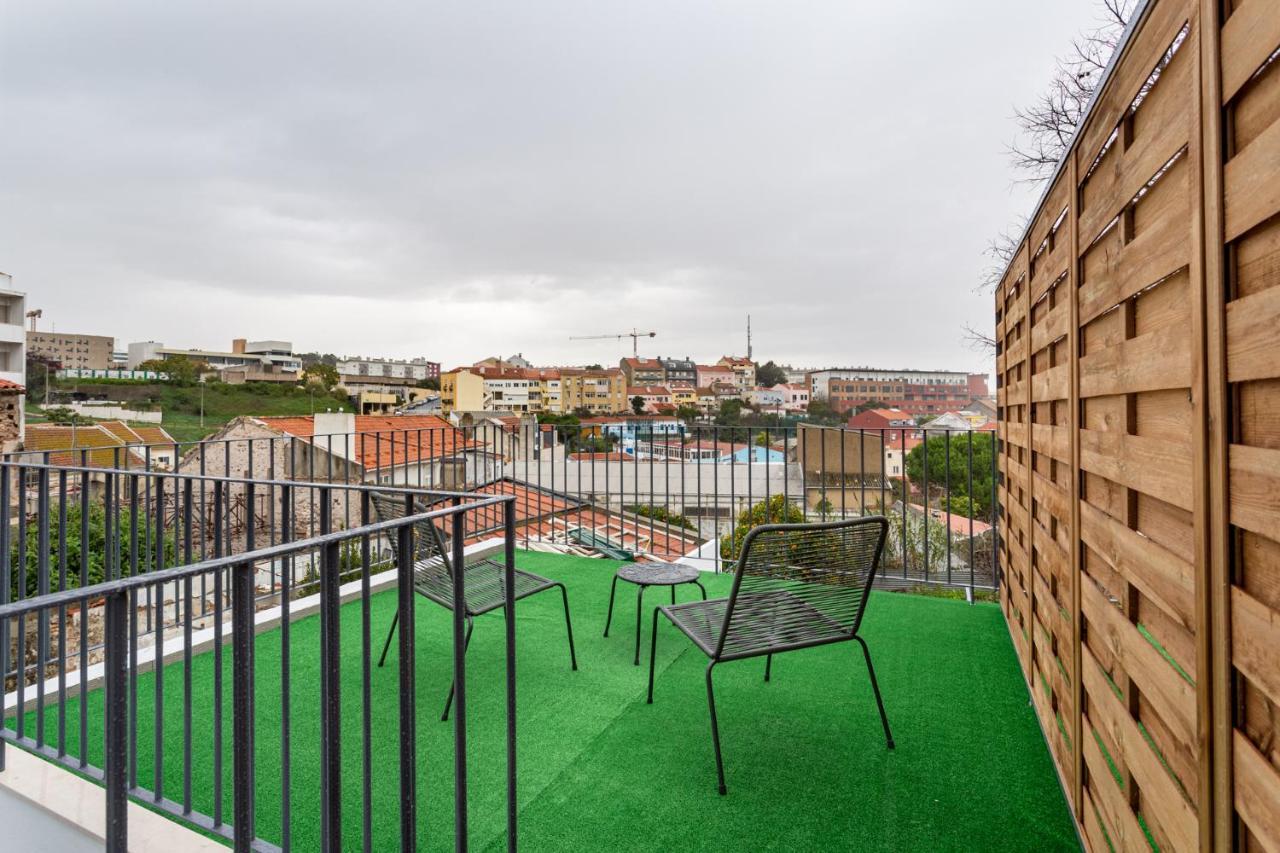 Altido Brand New Elegant With Terraces In Ajuda Apartamento