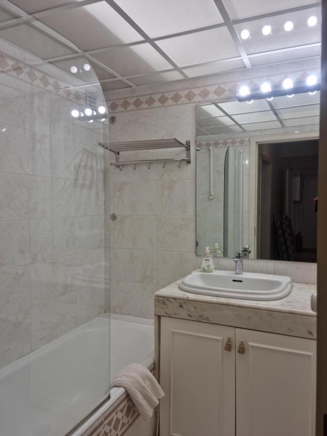 Apartamento Espacoso Apartamento Junto Ao Metro