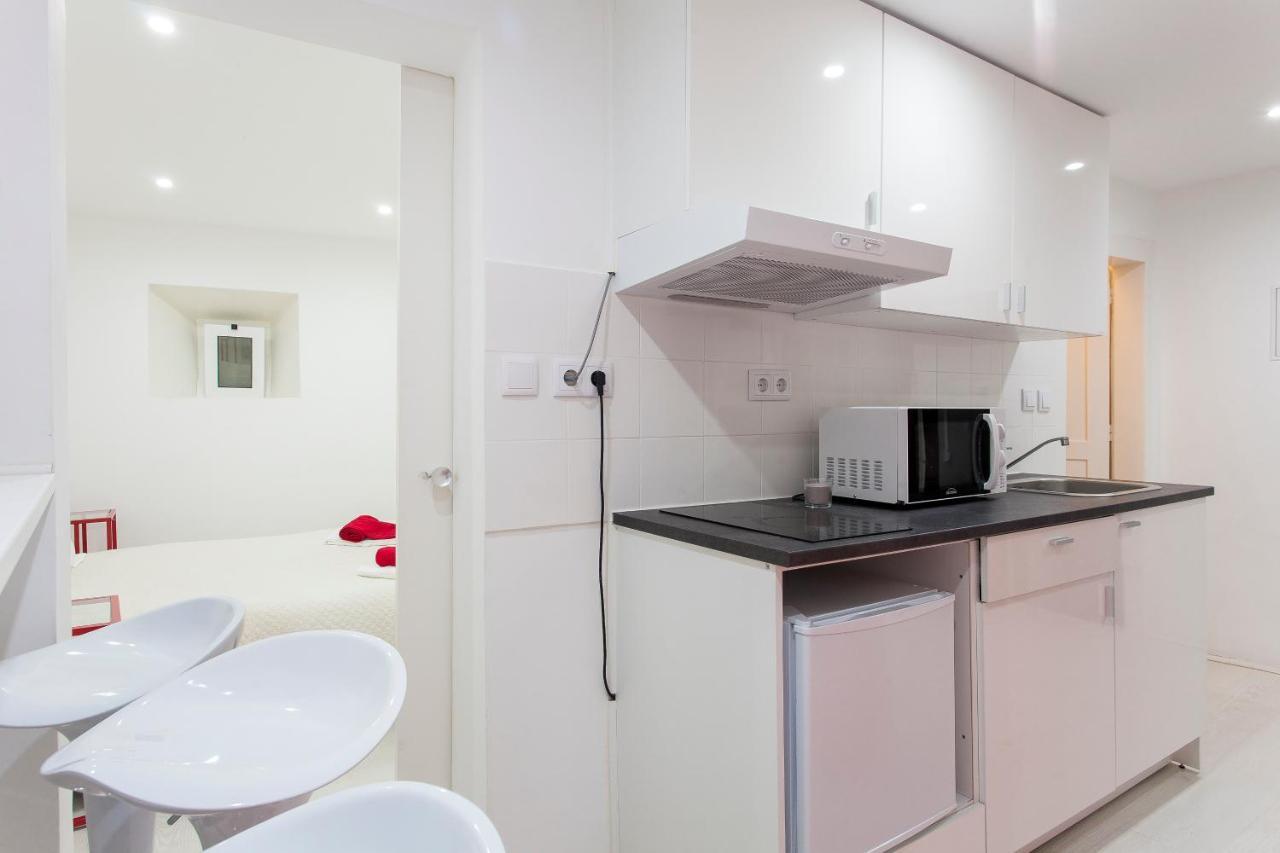 Alfama Panteao 4 Guests Apartamento *