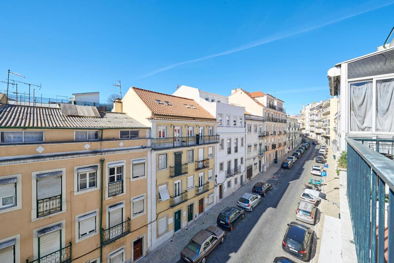 Terrace With River View Apartment Lisbon
