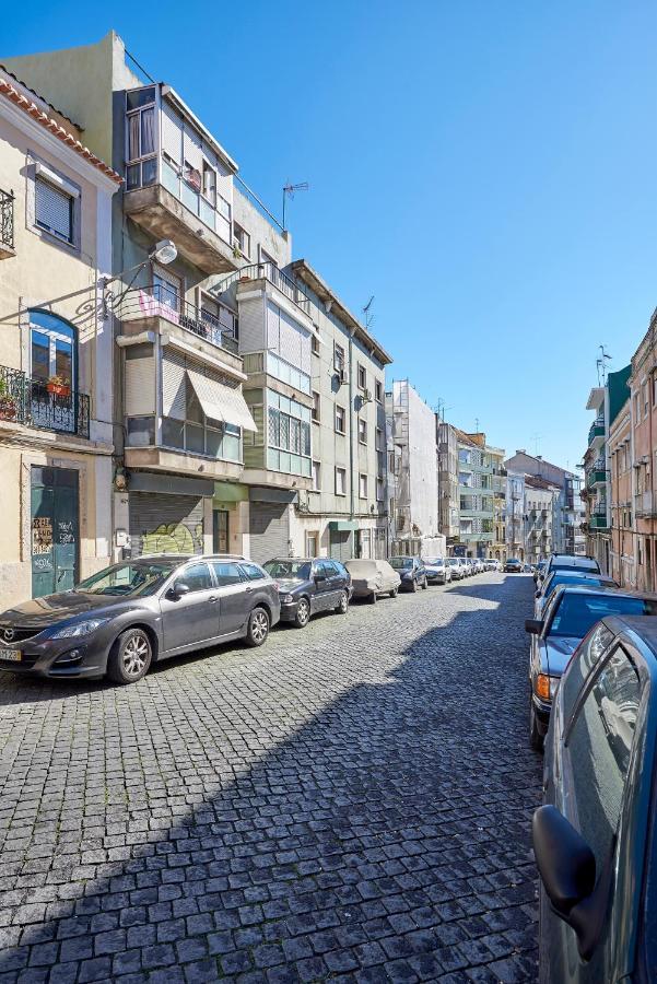 Apartment Terrace With River View Lisbon