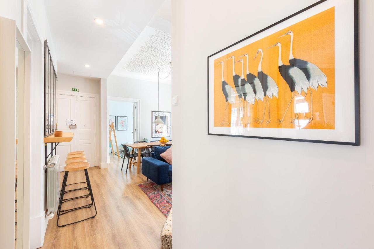 Сasa de vacaciones Bright Center, 10m From Subway, 6 Rooms, Up To 20 Ppl