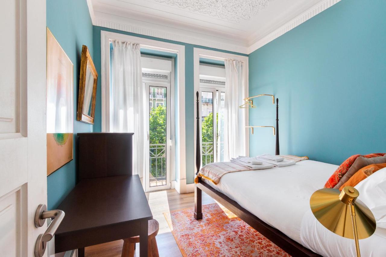Сasa de vacaciones Bright Center, 10m From Subway, 6 Rooms, Up To 20 Ppl